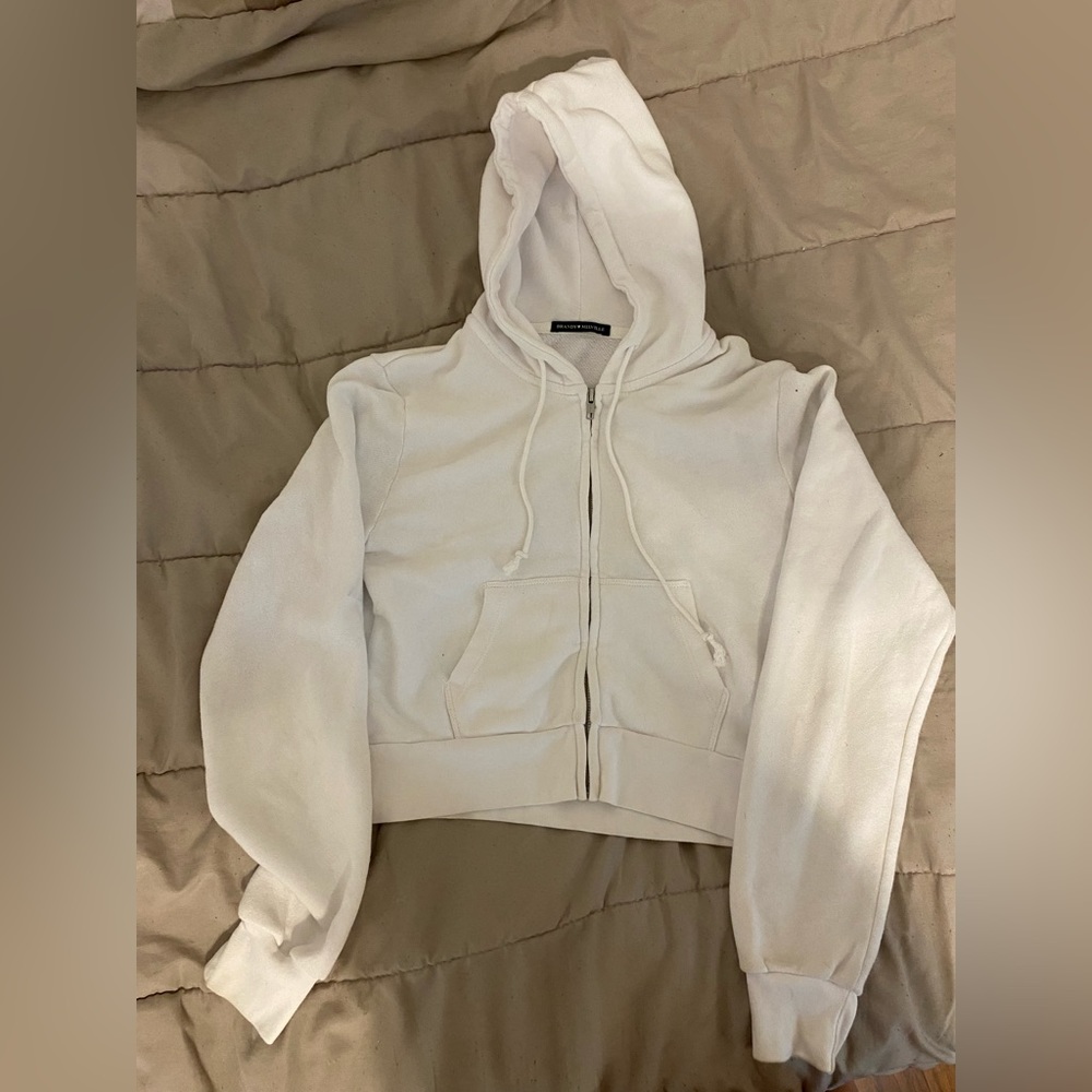 Brandy Melville, cropped white zip up